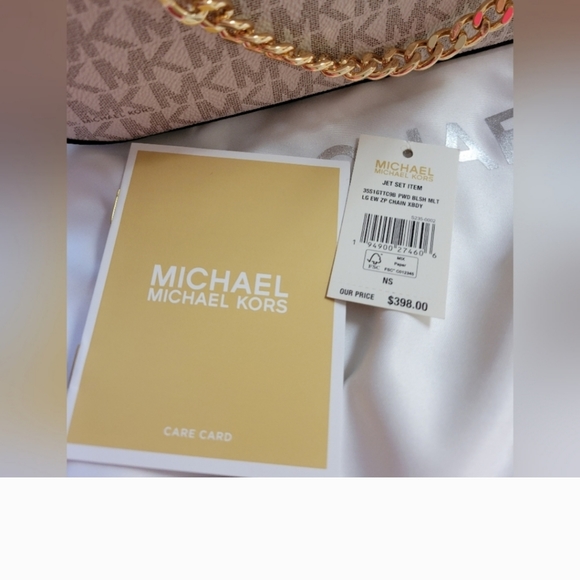 Micheal Kors crossbody - Picture 4 of 6